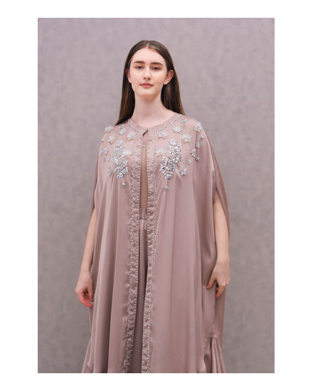 Illuna Embellished Silk Set in Antique